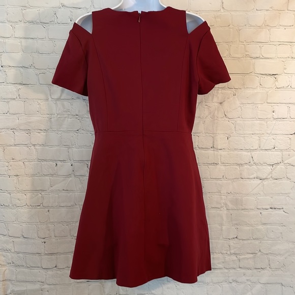 1. State shoulder cut out mini dress - Picture 5 of 6